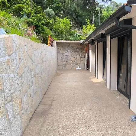 Vivenda Casal Afonso Geres * Rio Caldo